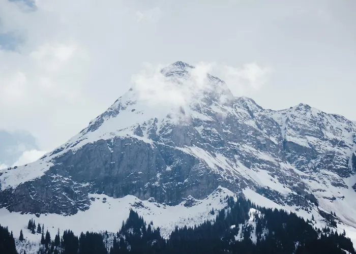 Hidden Retreats The Signature *