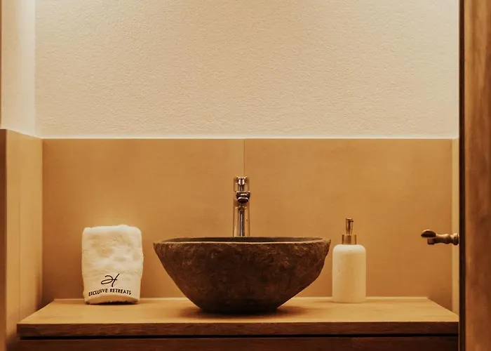 דירה Hidden Retreats The Signature