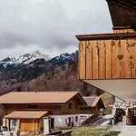 Hidden Retreats The Signature *