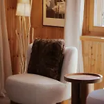 Hidden Retreats The Signature *