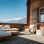 Hidden Retreats The Signature